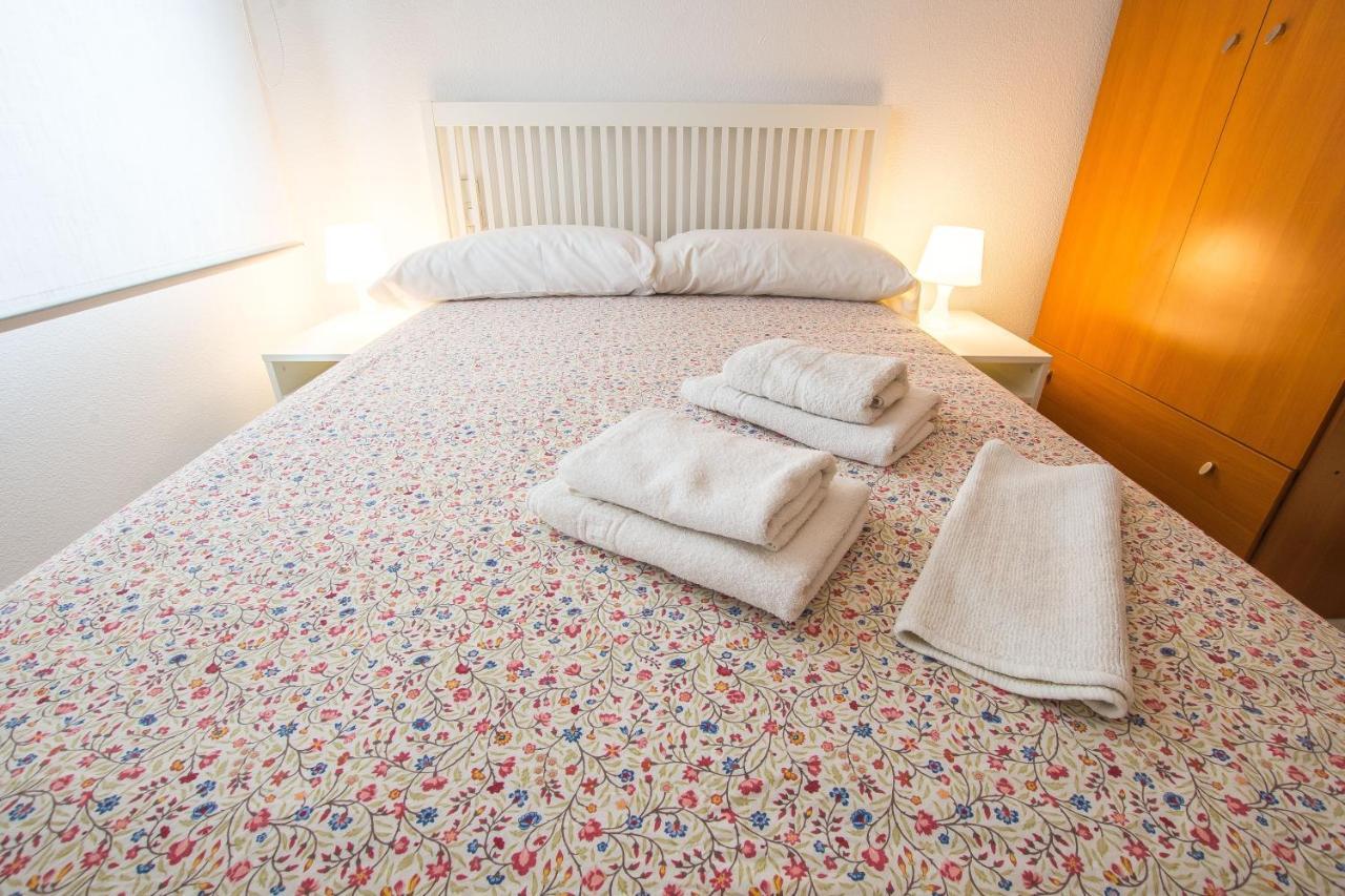 Ibericabeds Rejas Basic Apartment Granada Bagian luar foto